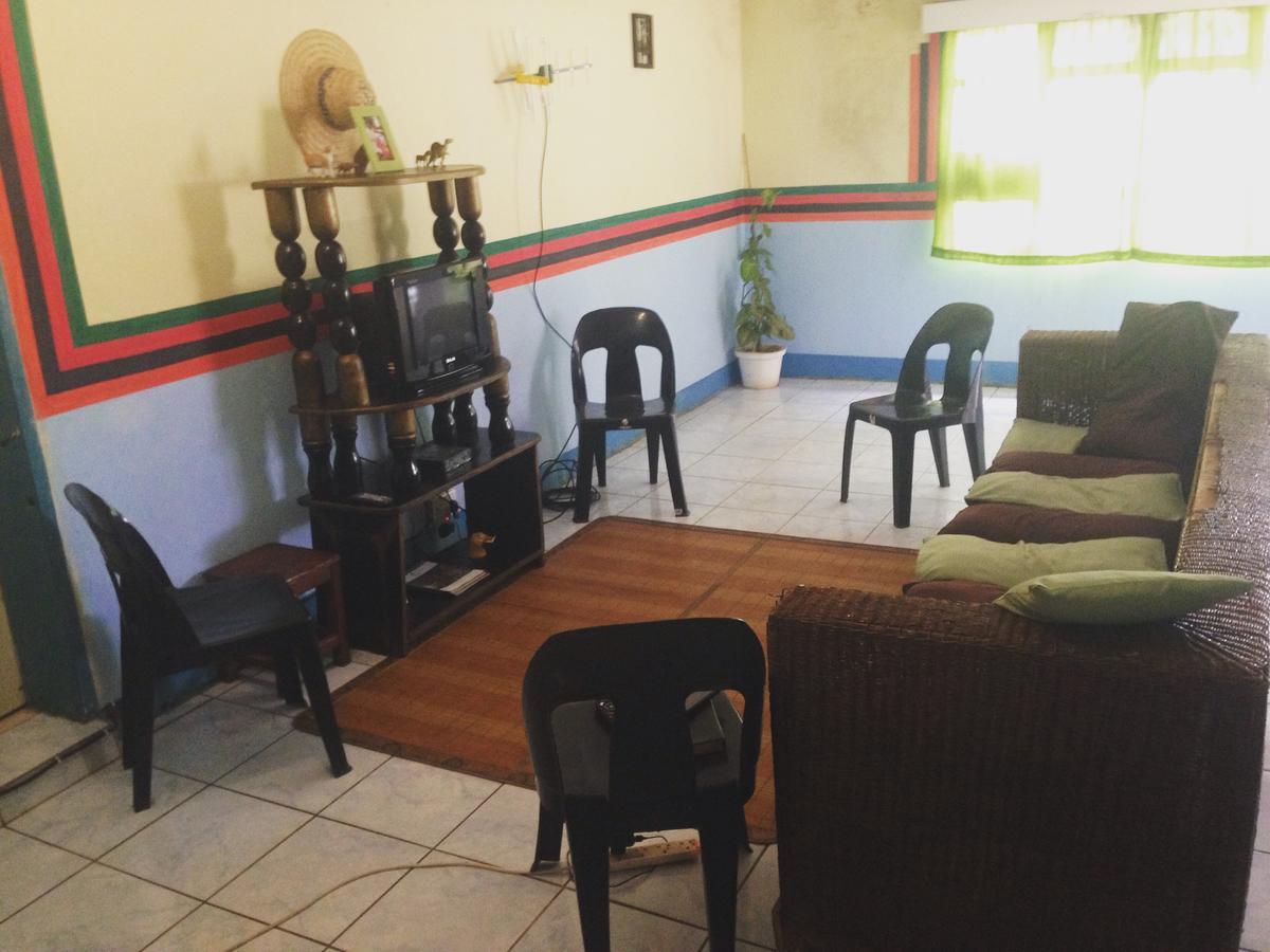 Kumunzi Backpackers Hostel Lusaka Luaran gambar