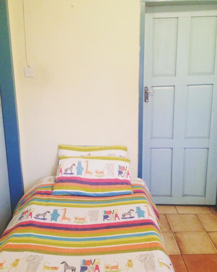 Kumunzi Backpackers Hostel Lusaka Luaran gambar