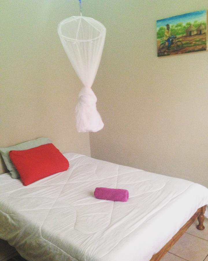 Kumunzi Backpackers Hostel Lusaka Luaran gambar