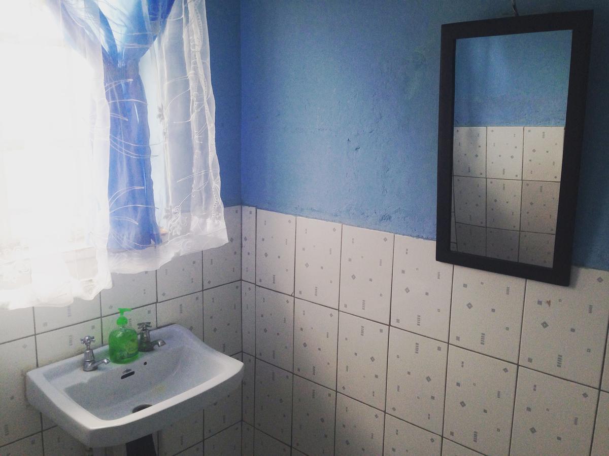 Kumunzi Backpackers Hostel Lusaka Luaran gambar