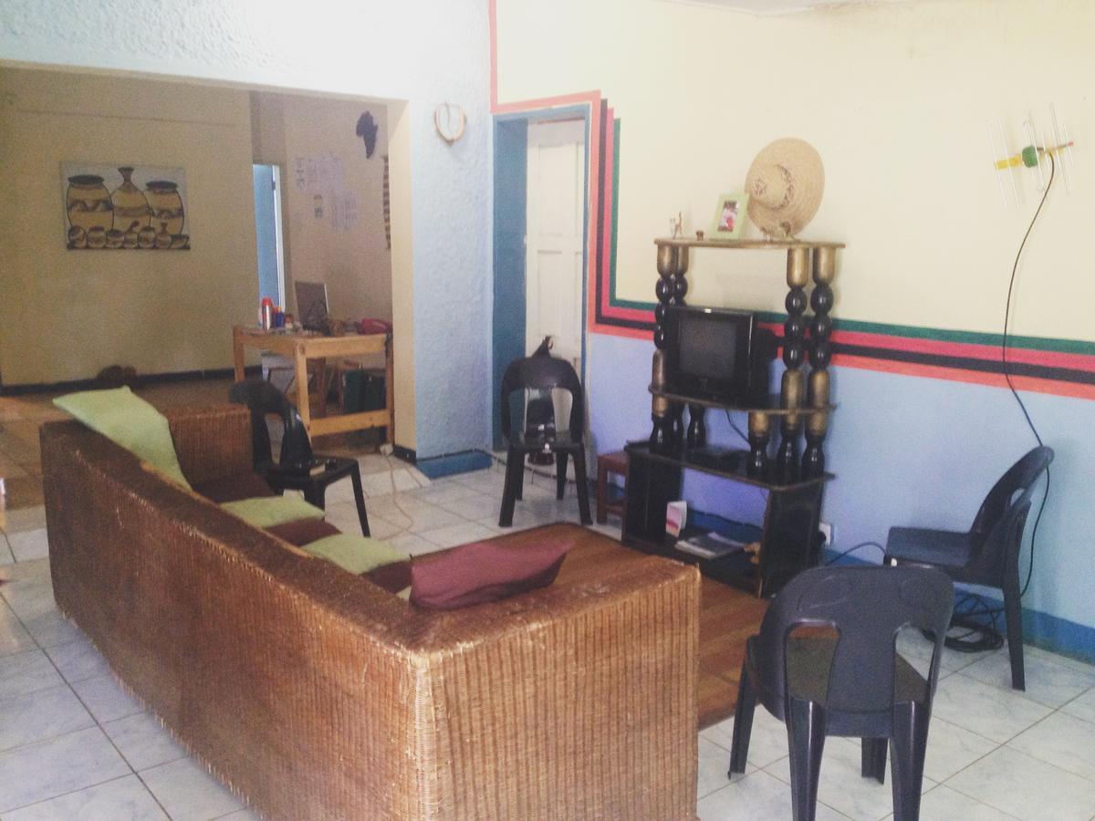Kumunzi Backpackers Hostel Lusaka Luaran gambar