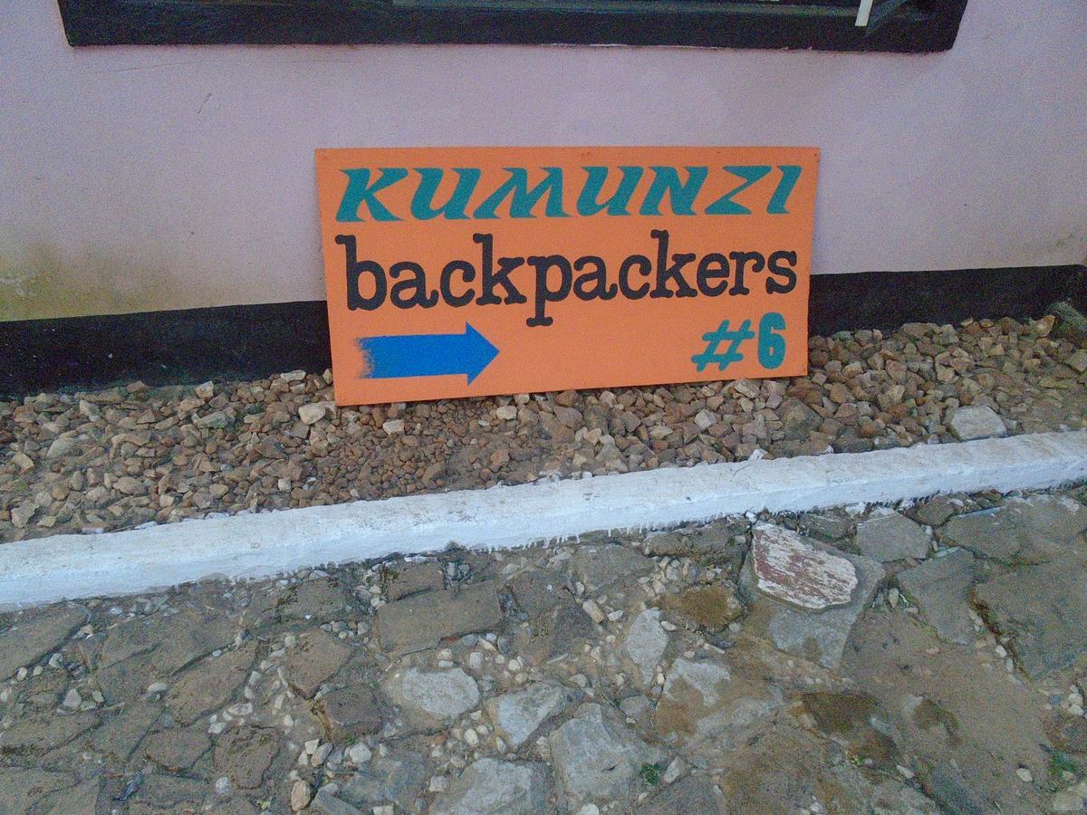 Kumunzi Backpackers Hostel Lusaka Luaran gambar